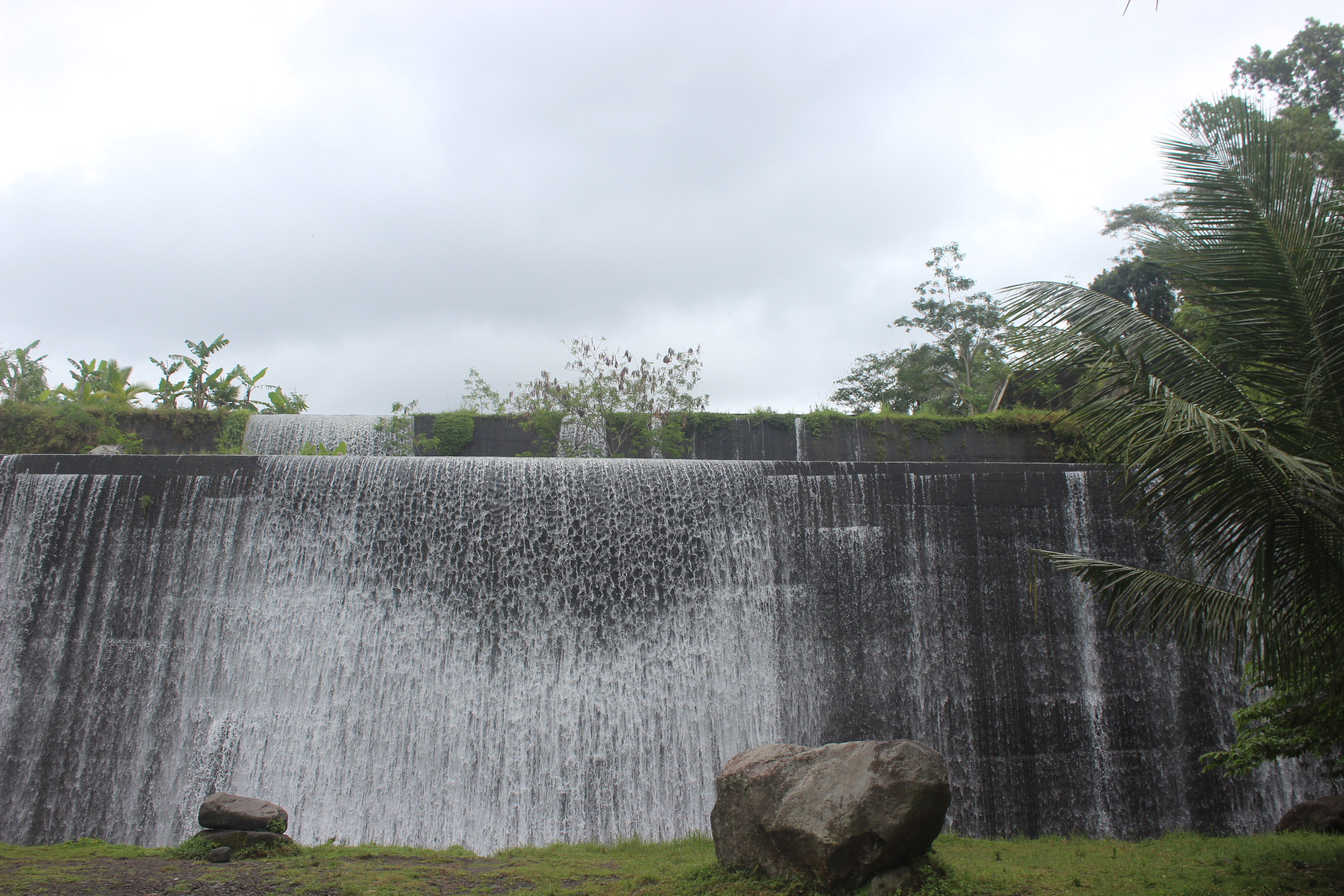 Taman Sabo Dam Nglumut